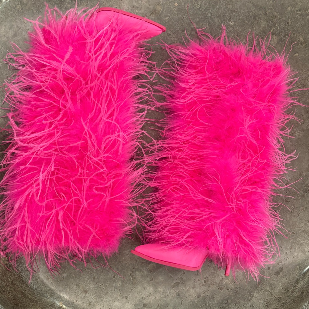 AZALEA WANG GO GIRL KNEE HIGH PINK FEATHER BOOT - 7